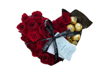 Load image into Gallery viewer, Caja Corazón de Rosas y Chocolates